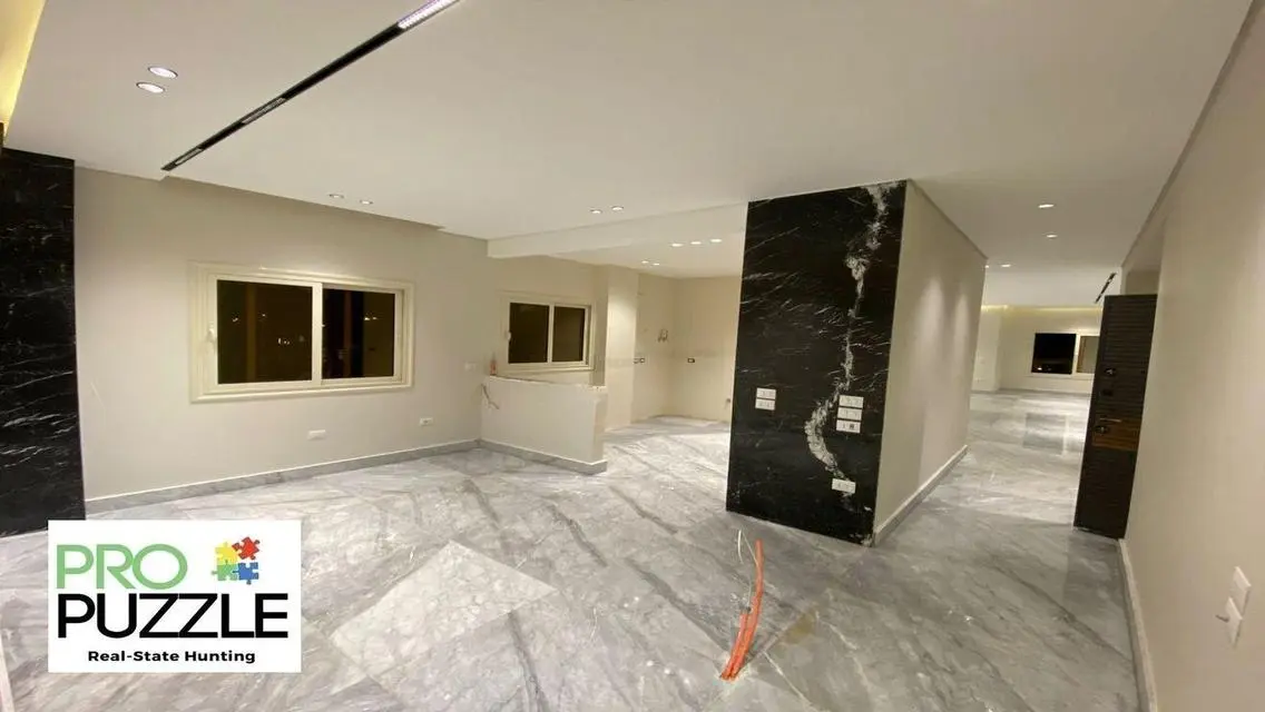 Luxury Apartment for Sale in West Golf Compound