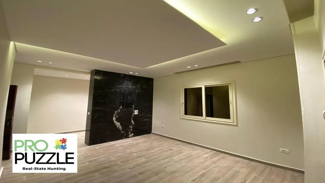 Luxury Apartment for Sale in West Golf Compound