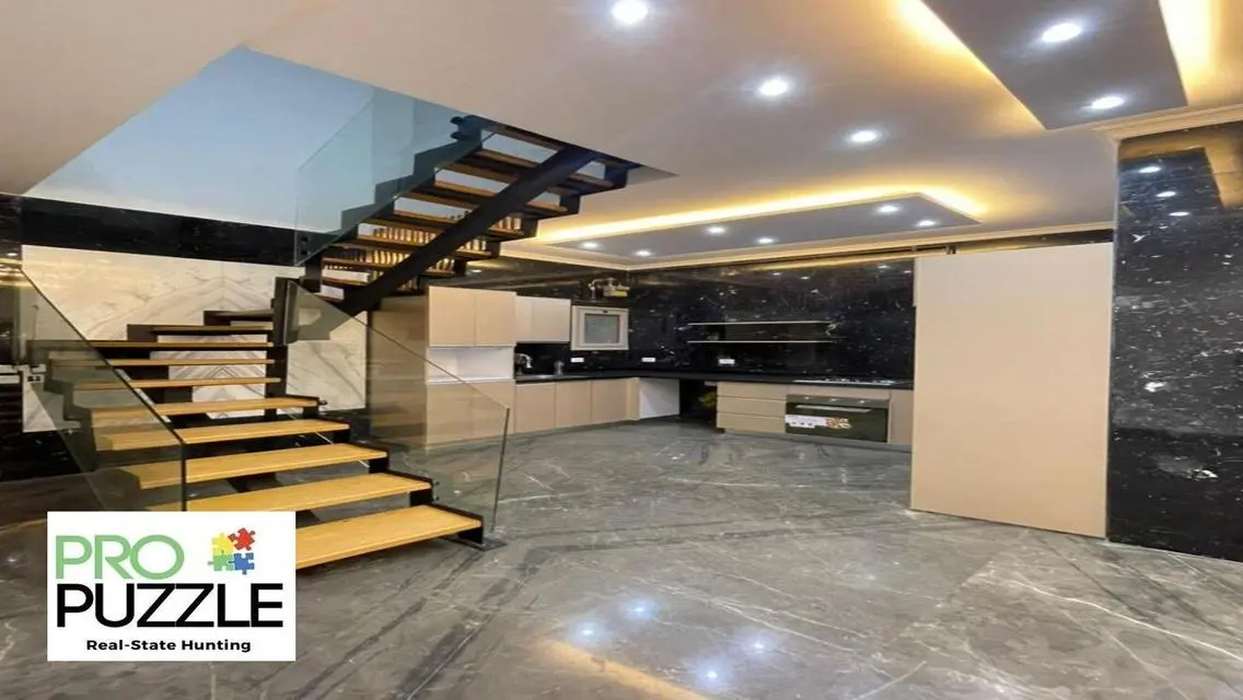 Luxury Penthouse for Rent in Galleria Moon Valley