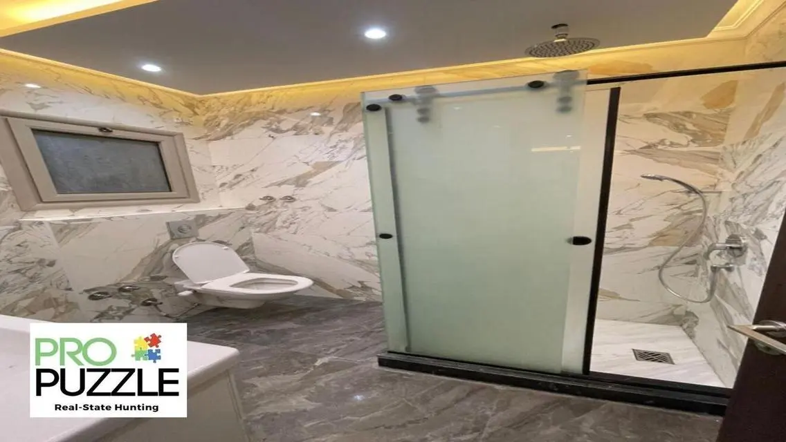 Luxury Penthouse for Rent in Galleria Moon Valley