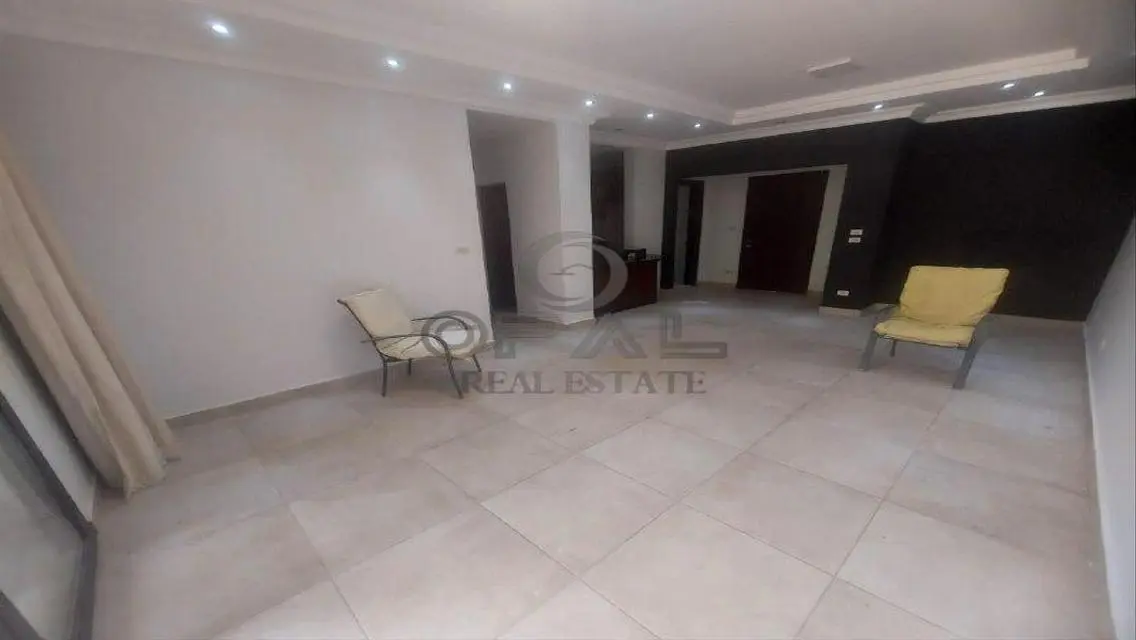 Apartment for Rent in Westown Beverly Hills