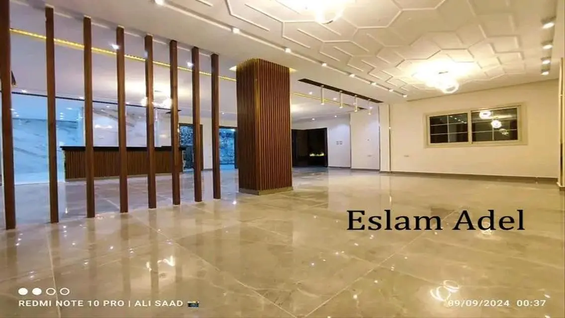منزل خاص مع حديقة في منطقة مميزة