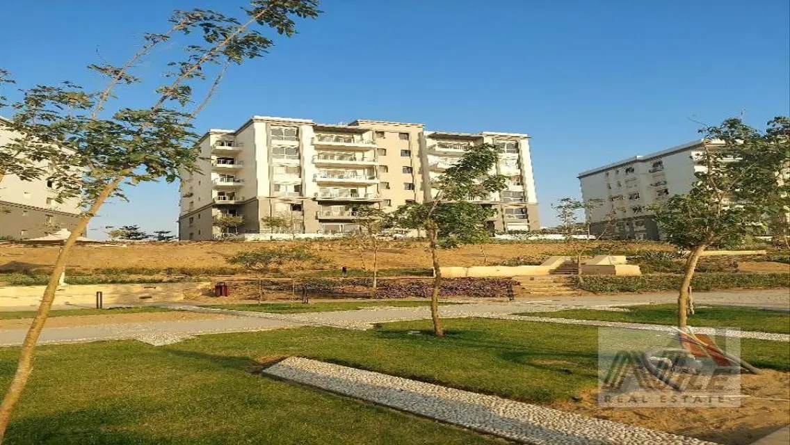 Luxury Apartment for Sale Overlooking Lagoons