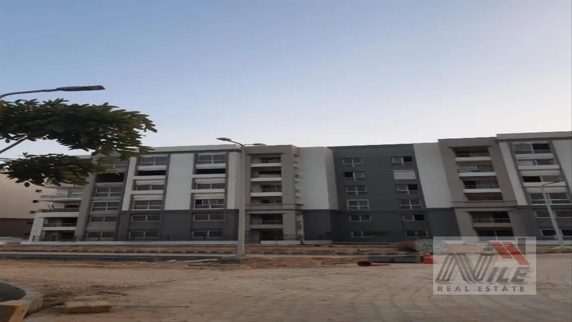 Luxury Apartment for Sale Overlooking Lagoons