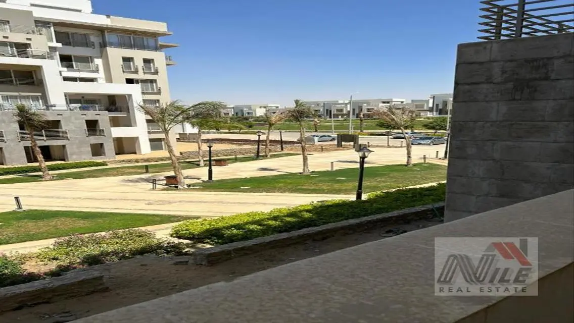 Luxury Apartment for Sale Overlooking Lagoons