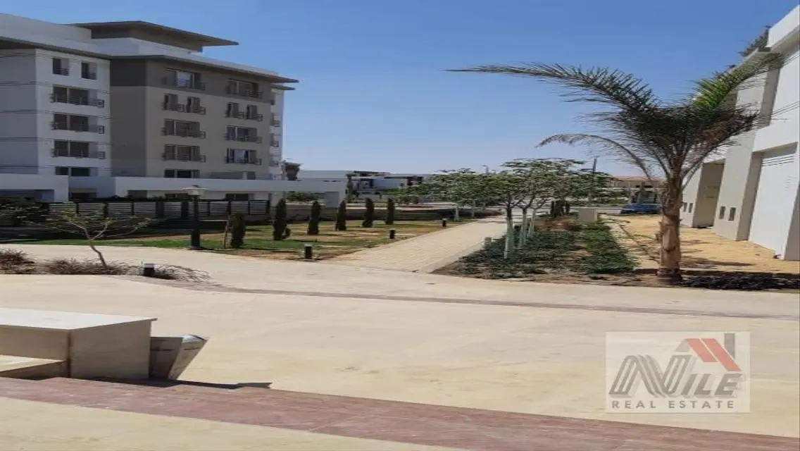 Luxury Apartment for Sale Overlooking Lagoons
