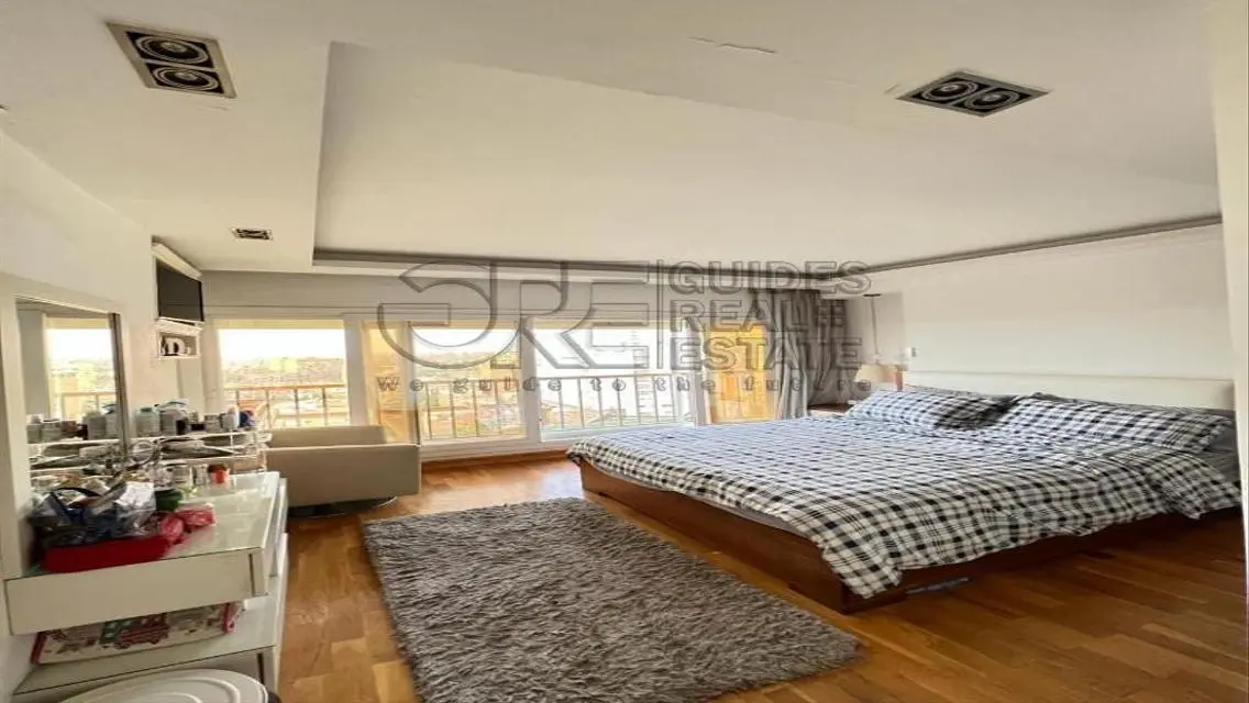 Stunning Two-Bedroom Apartment in a Prime Location