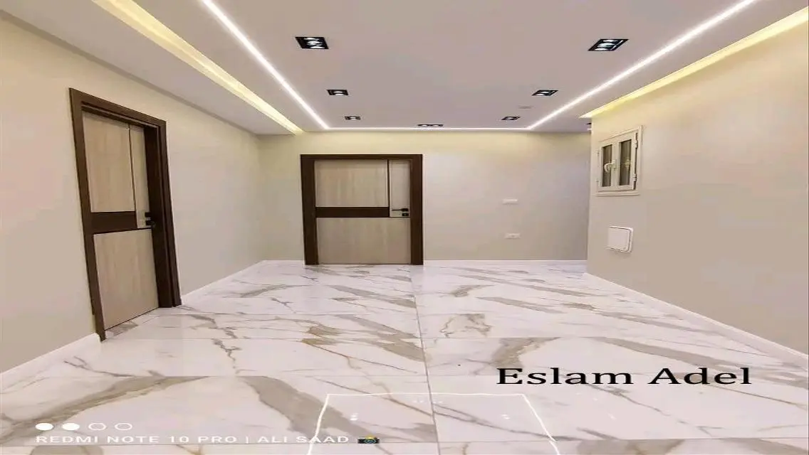 منزل فخم مع حديقة خاصة للبيع