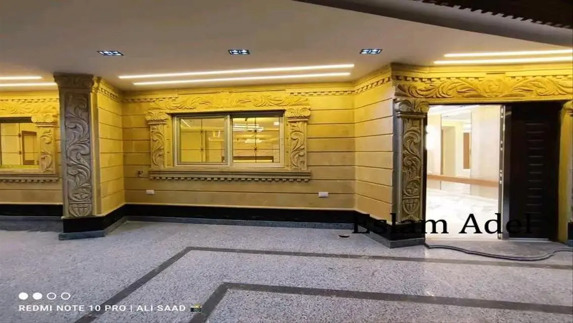 منزل فخم مع حديقة خاصة للبيع