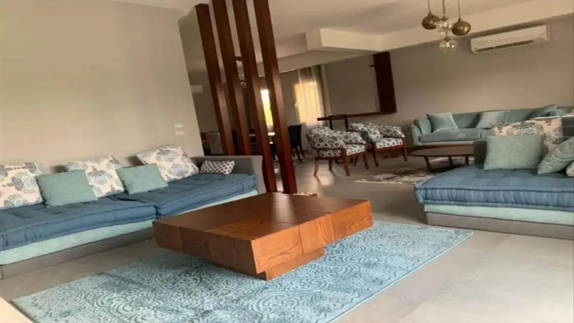 شقة مميزة 3 غرف مع حديقة خاصة