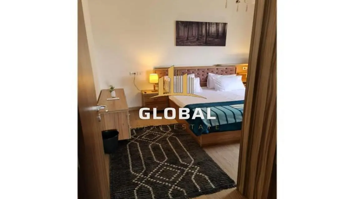 Luxury Lake View Apartment - Code 46