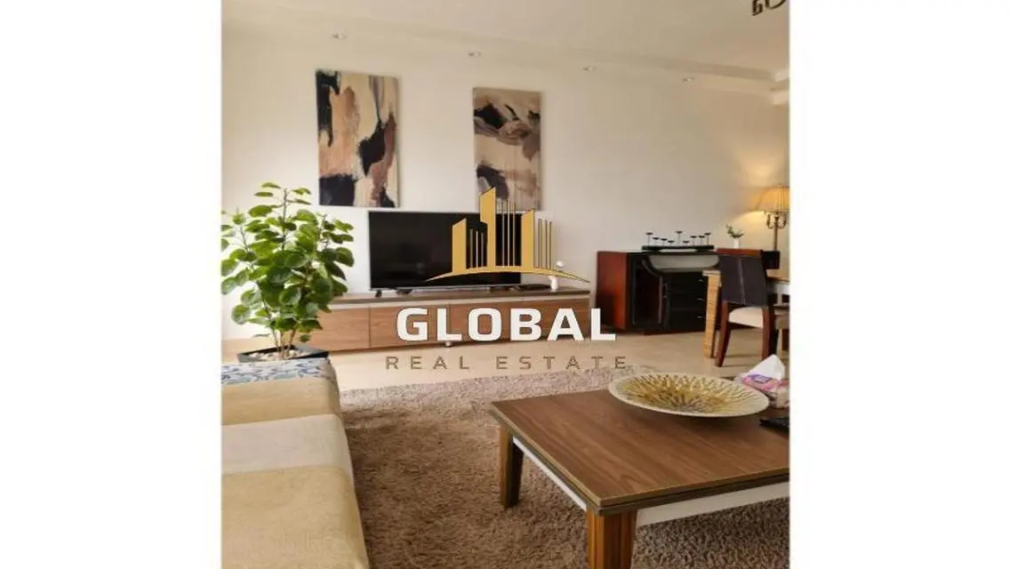 Luxury Lake View Apartment - Code 46