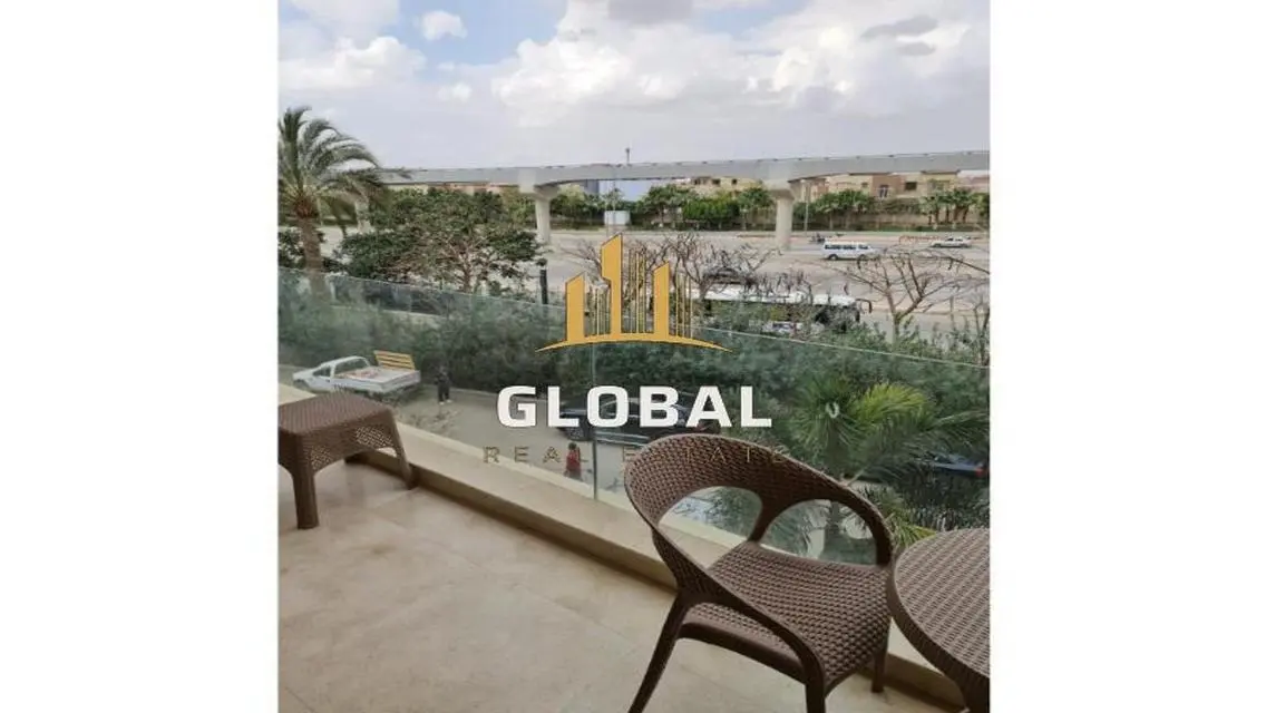 Luxury Lake View Apartment - Code 46