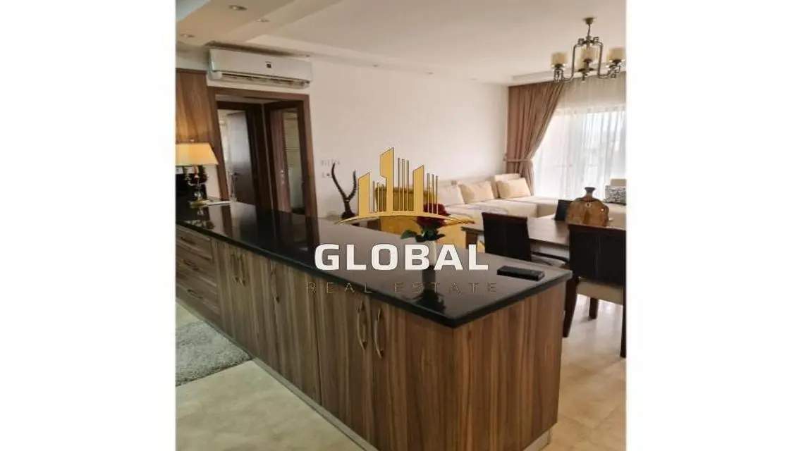 Luxury Lake View Apartment - Code 46