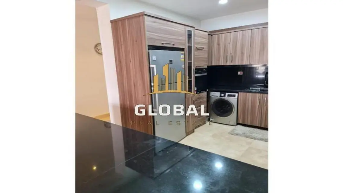 Luxury Lake View Apartment - Code 46