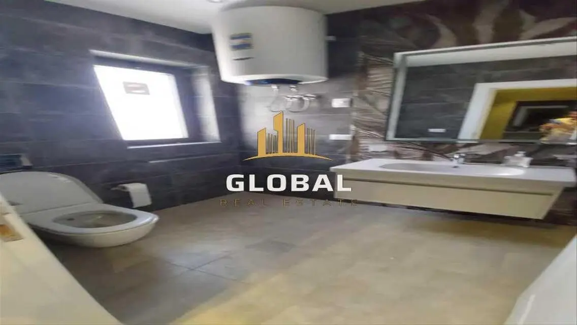 Luxury Apartment with Lake View in Code Lake
