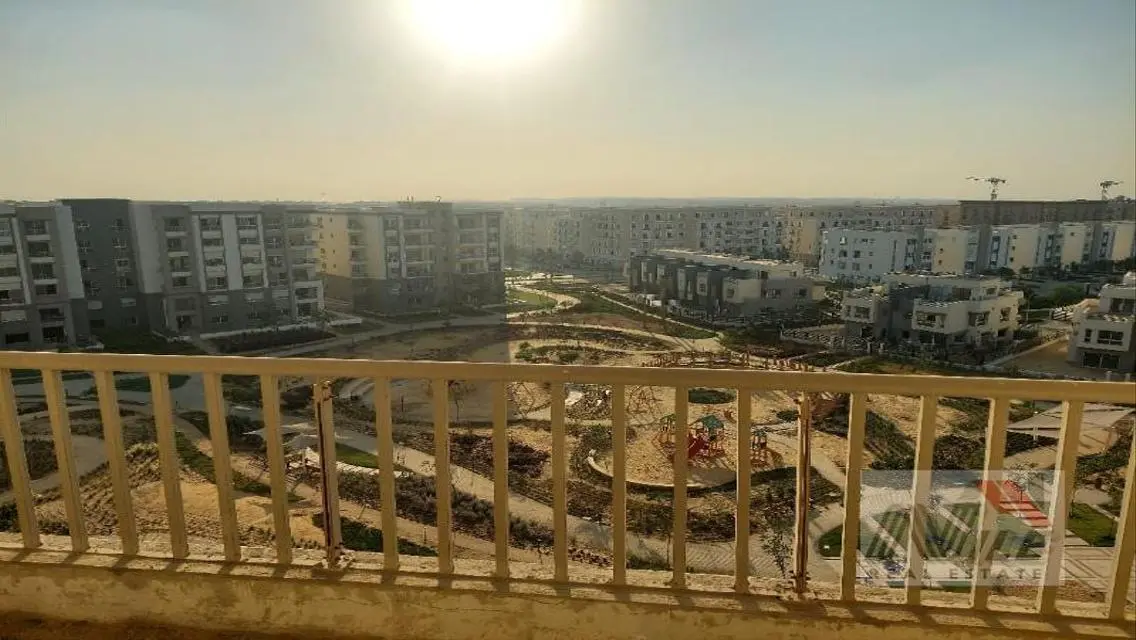 Luxury Apartment for Sale in Hyde Park - New Cairo