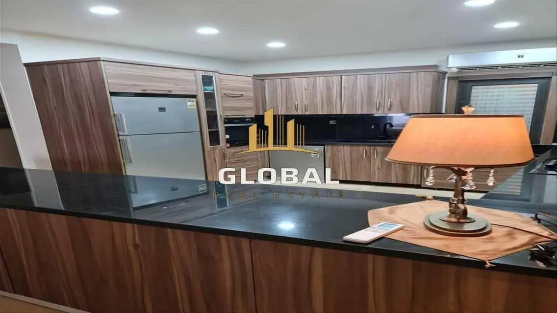 Apartment for Sale in Lake - Code: 32-144