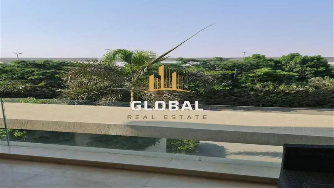 Apartment for Sale in Lake - Code: 32-144