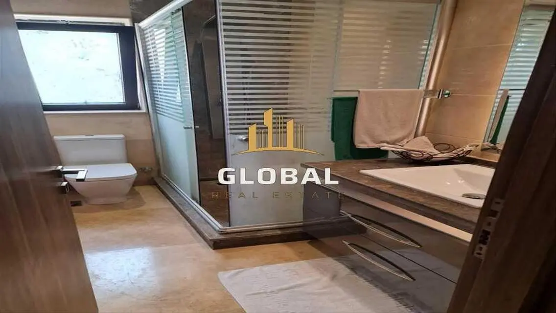 Apartment for Sale in Lake - Code: 32-144