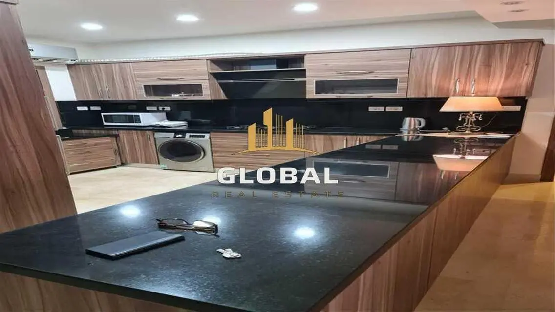 Apartment for Sale in Lake - Code: 32-144