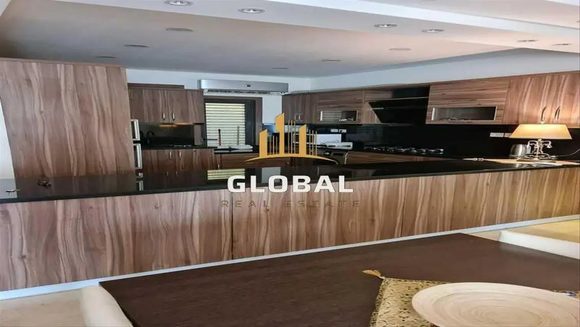 Apartment for Sale in Lake - Code: 32-144