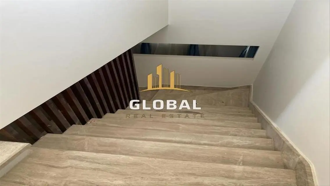 Luxury Apartment in Mivida Code at a Special Price