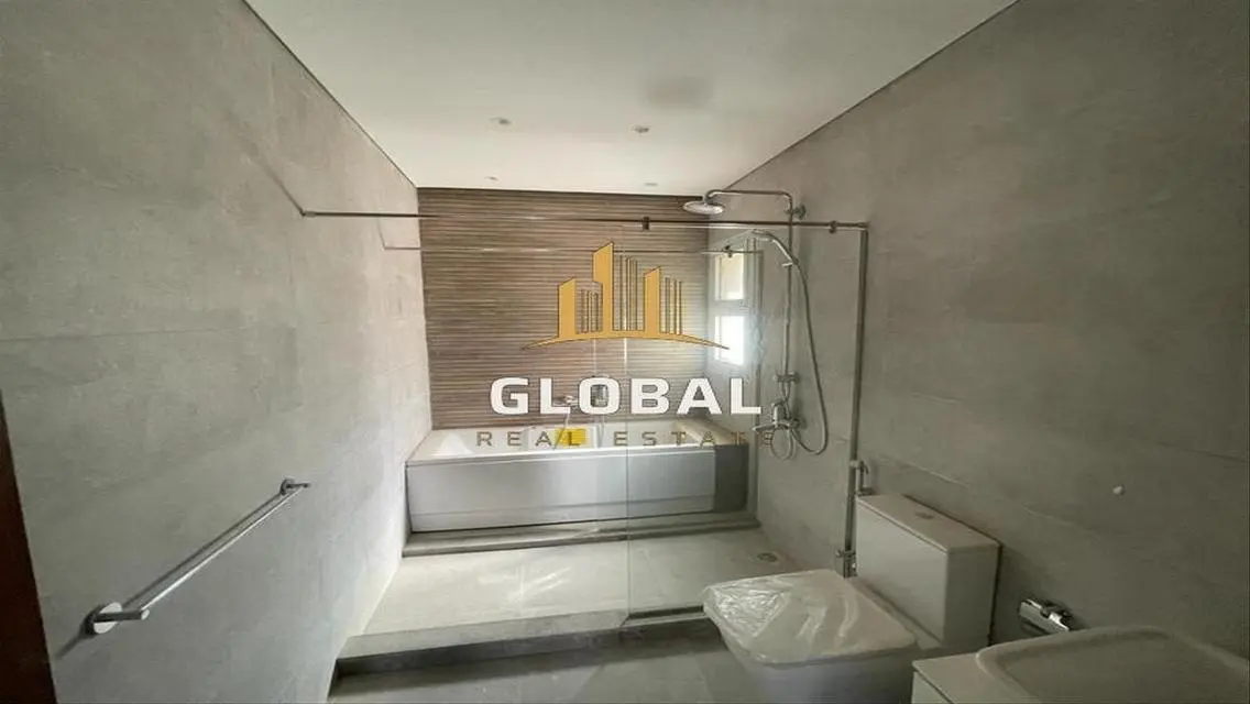Luxury Apartment in Mivida Code at a Special Price