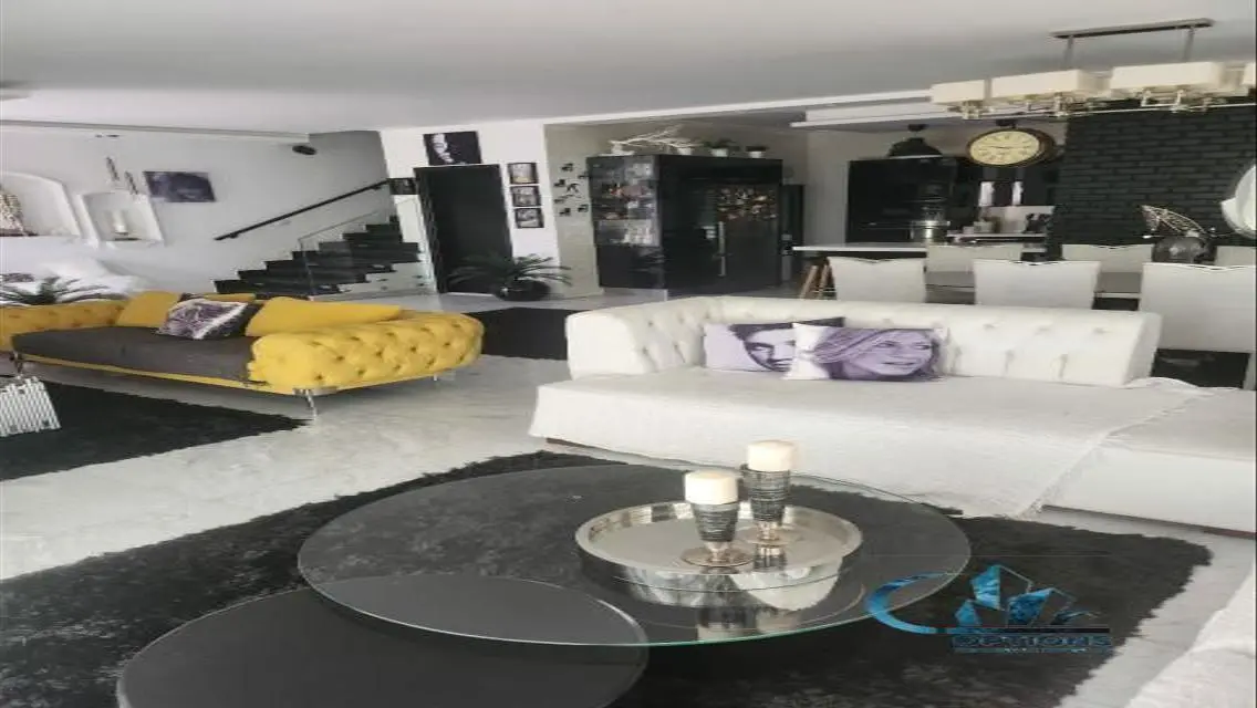 Luxury Villa with Private Pool and Garden