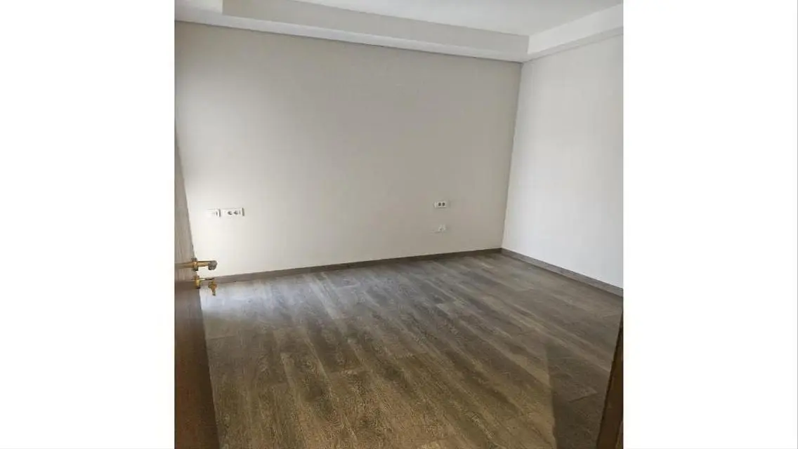 Stunning Apartment for Rent -135-
