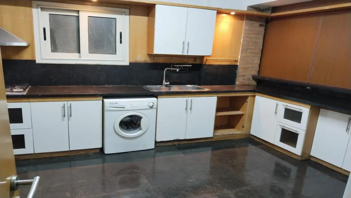 90 - عقار مميز في A-One Estate