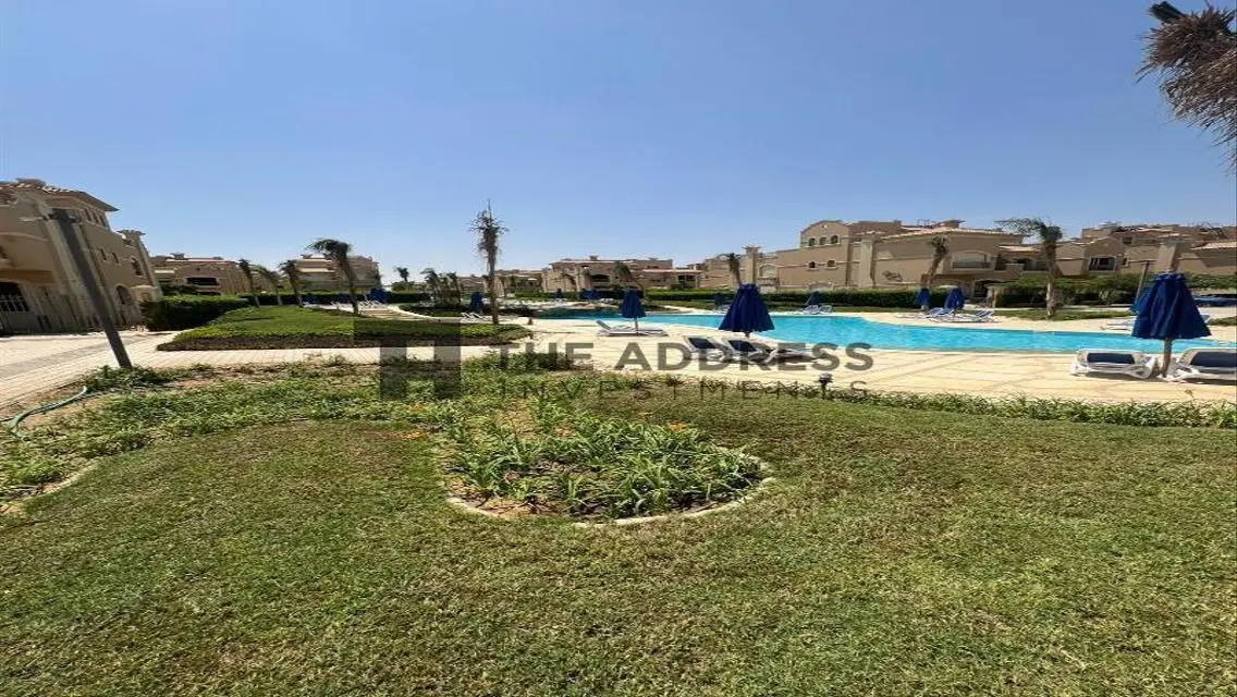 Invest in a 295 sqm Property in a Prime Location