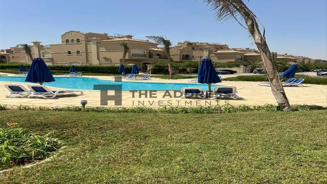 Invest in a 295 sqm Property in a Prime Location