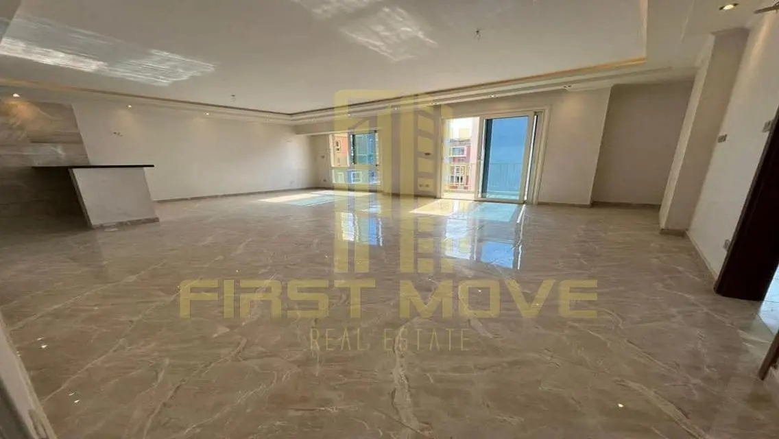 Stunning 166 Meter Apartment in Amorada