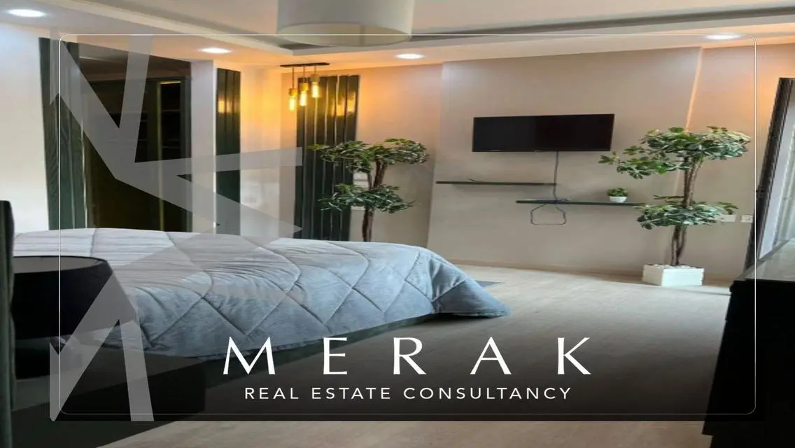 Luxury Apartment with Stunning Lake Views