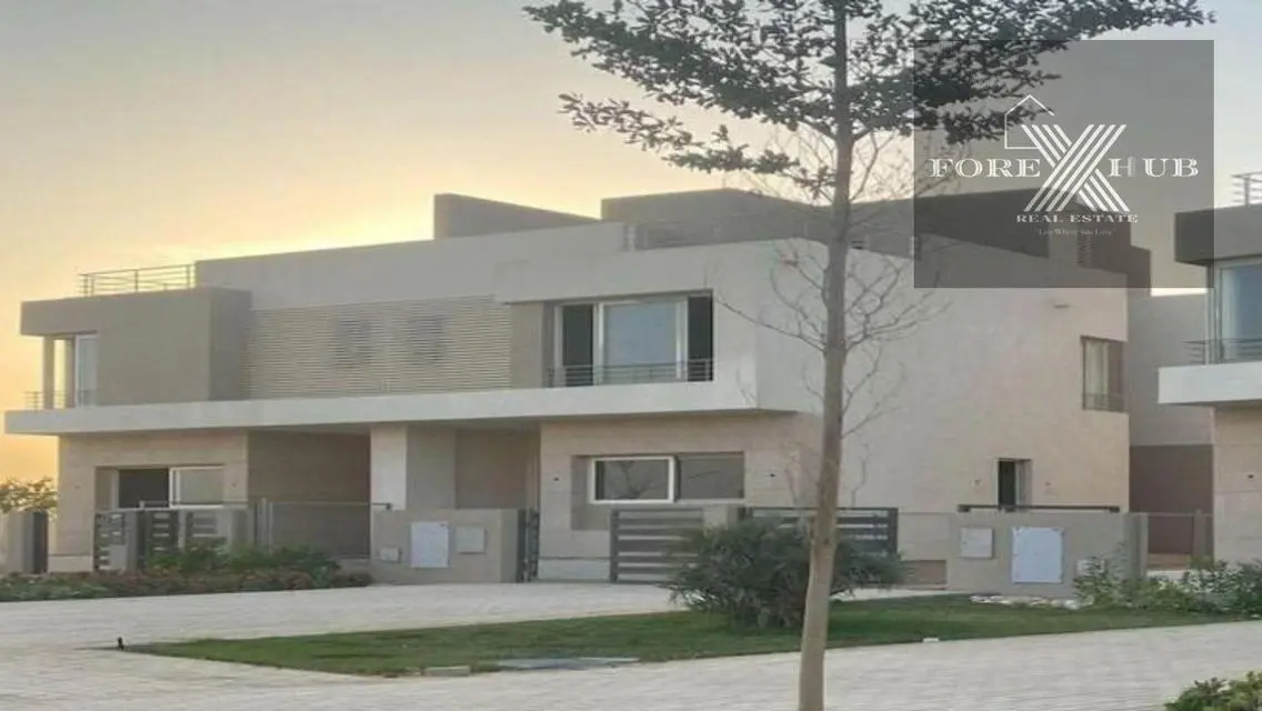 The Crown Jewel in Palm Hills