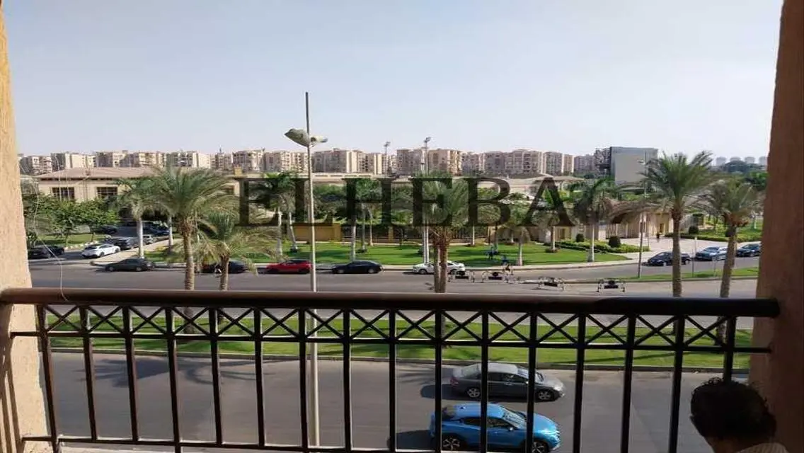 East Hub Open-Air Mall – Craft Zone
