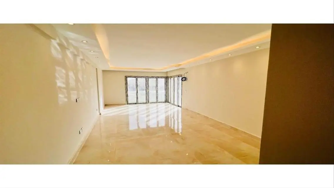Apartment for Rent in October Plaza