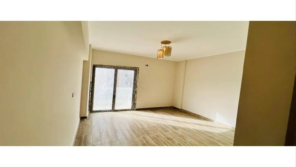 Apartment for Rent in October Plaza