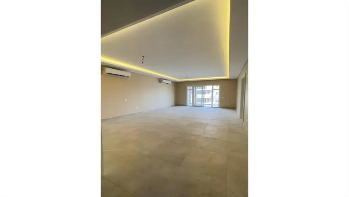 Apartment for Rent in October Plaza