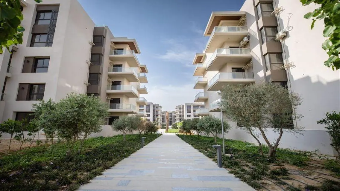 Luxury Apartment in The Address East with Lake View