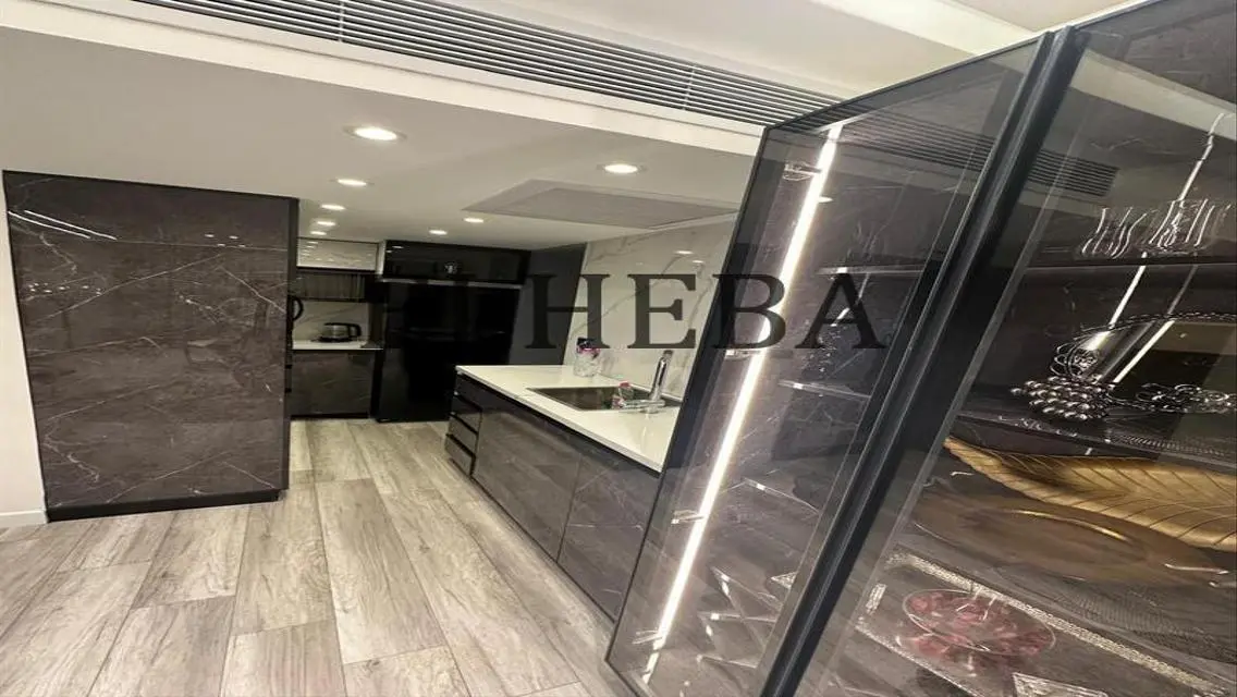 B12 Apartment - 320 sqm with Premium Amenities