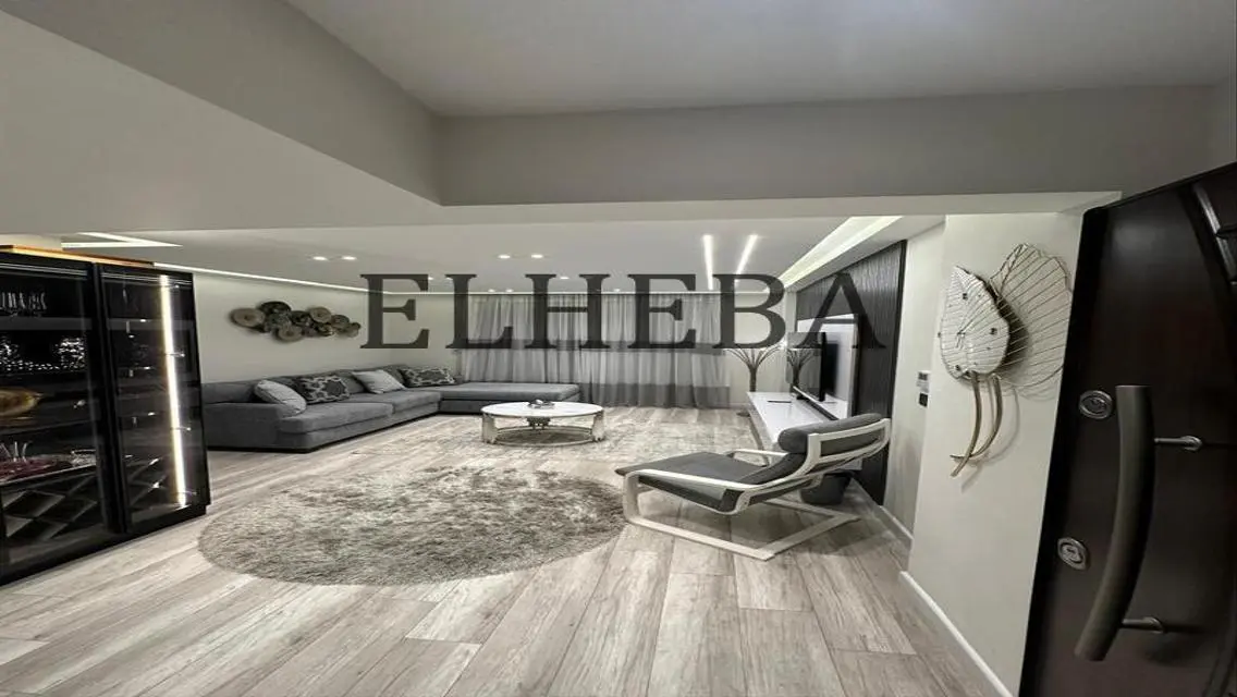 B12 Apartment - 320 sqm with Premium Amenities