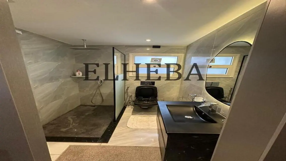 B12 Apartment - 320 sqm with Premium Amenities