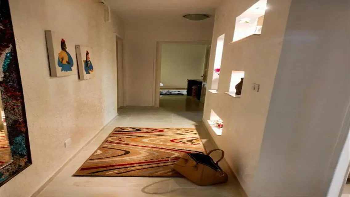 شقة فاخرة للإيجار في نيو كايرو