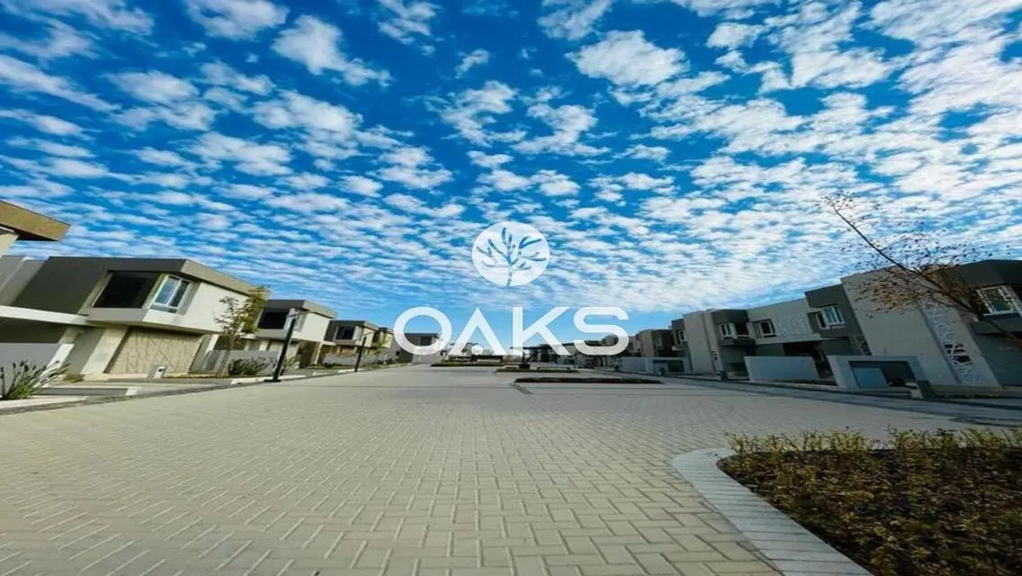 Luxurious Villa for Sale with Spacious Area and Premium Amenities