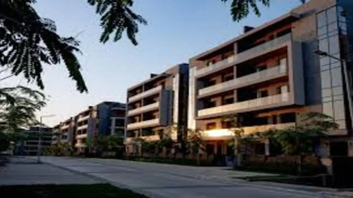 Luxury Apartment for Sale in Golden Square with Excellent Amenities