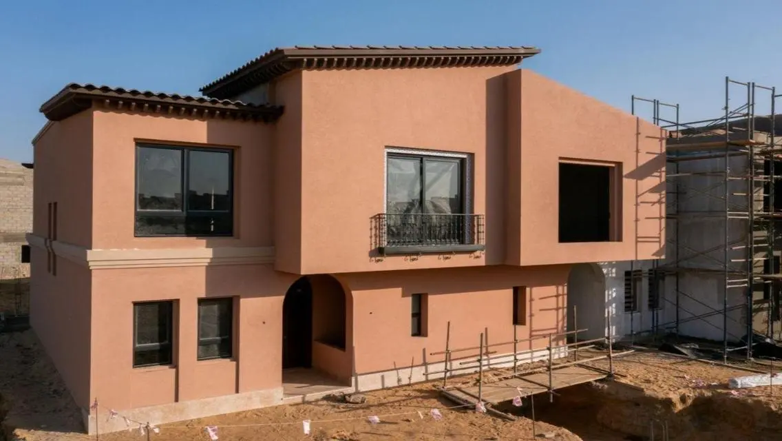 Luxury Villa 220 sqm with Private Garden and Shared Pool