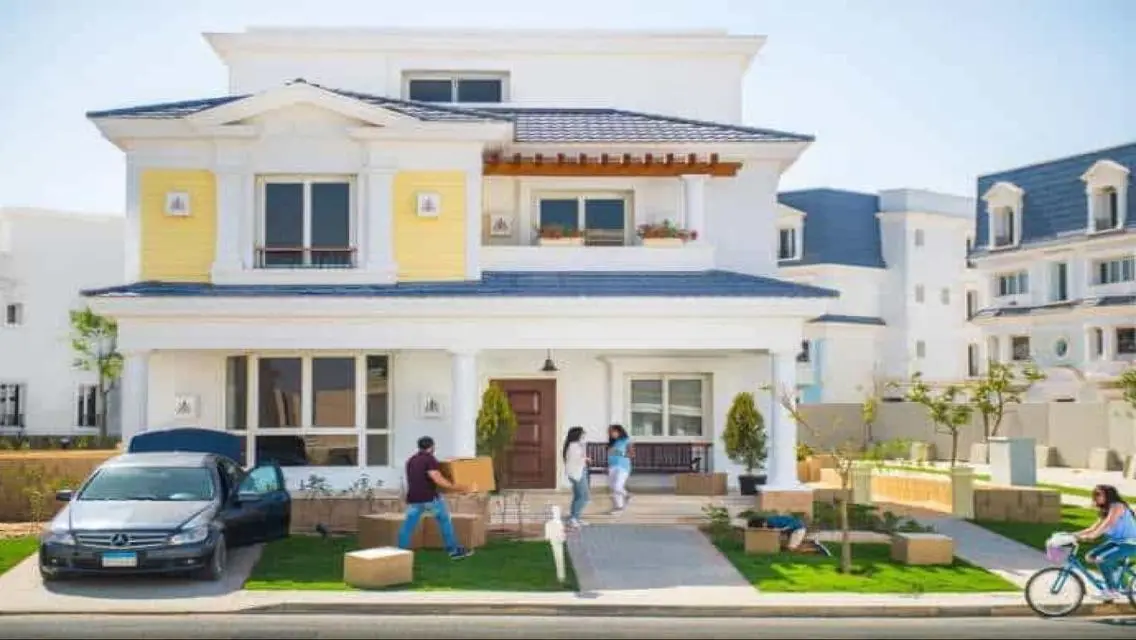 Luxury Apartment with Lakeside View and Premium Amenities