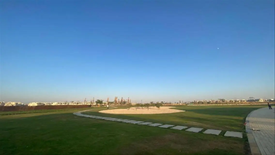 Luxurious Apartment with Pool and Full Amenities at a Great Price